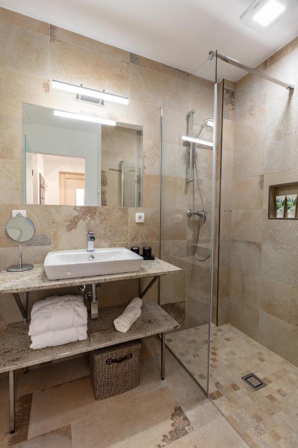 Pannonia Appartements 2 نيوسيدل آم سي المظهر الخارجي الصورة