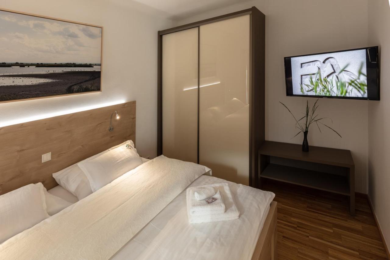 Pannonia Appartements 2 نيوسيدل آم سي المظهر الخارجي الصورة